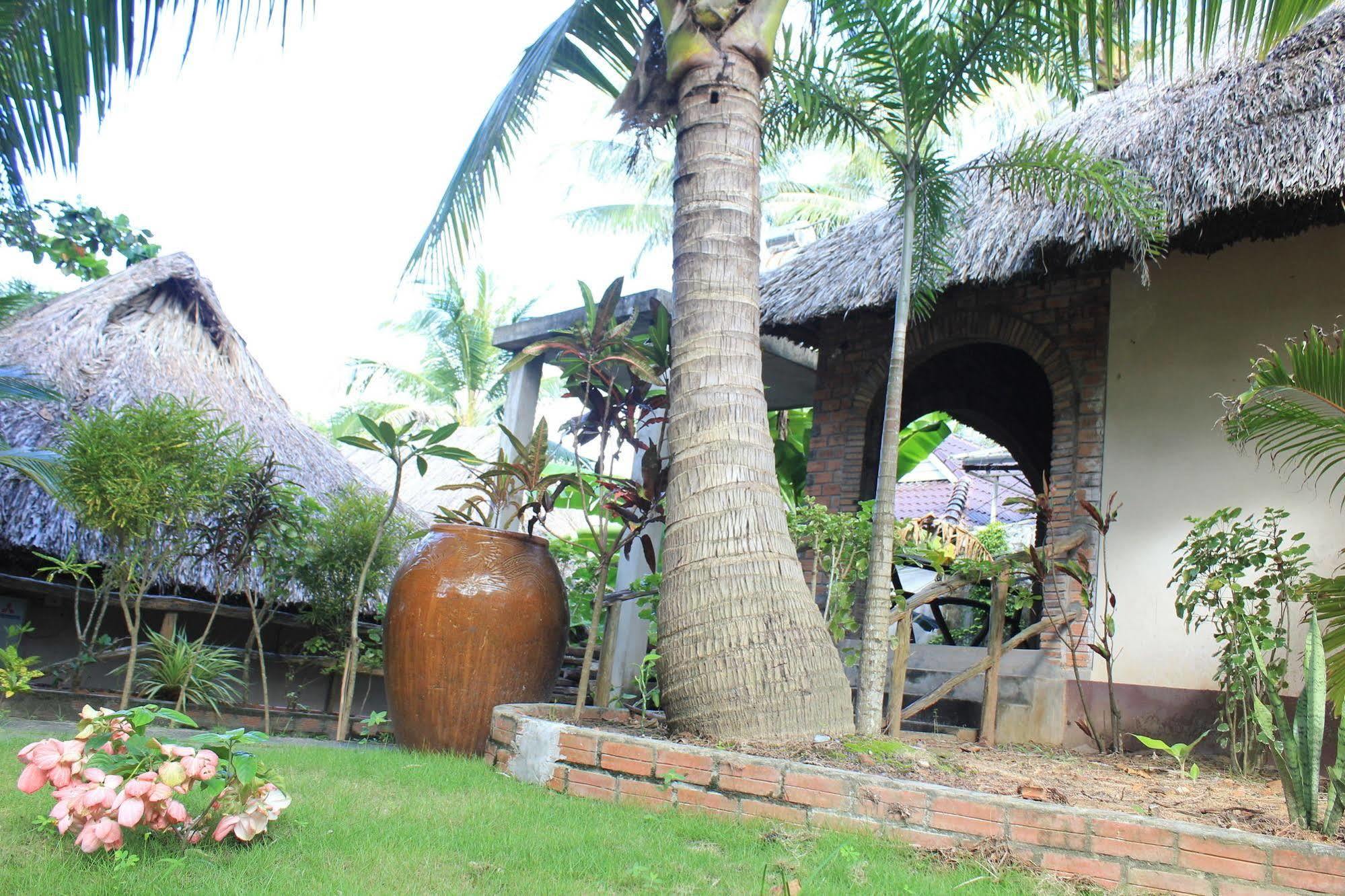 Lien Hiep Thanh Homestay & Beach Bar Phu Quoc Exterior photo