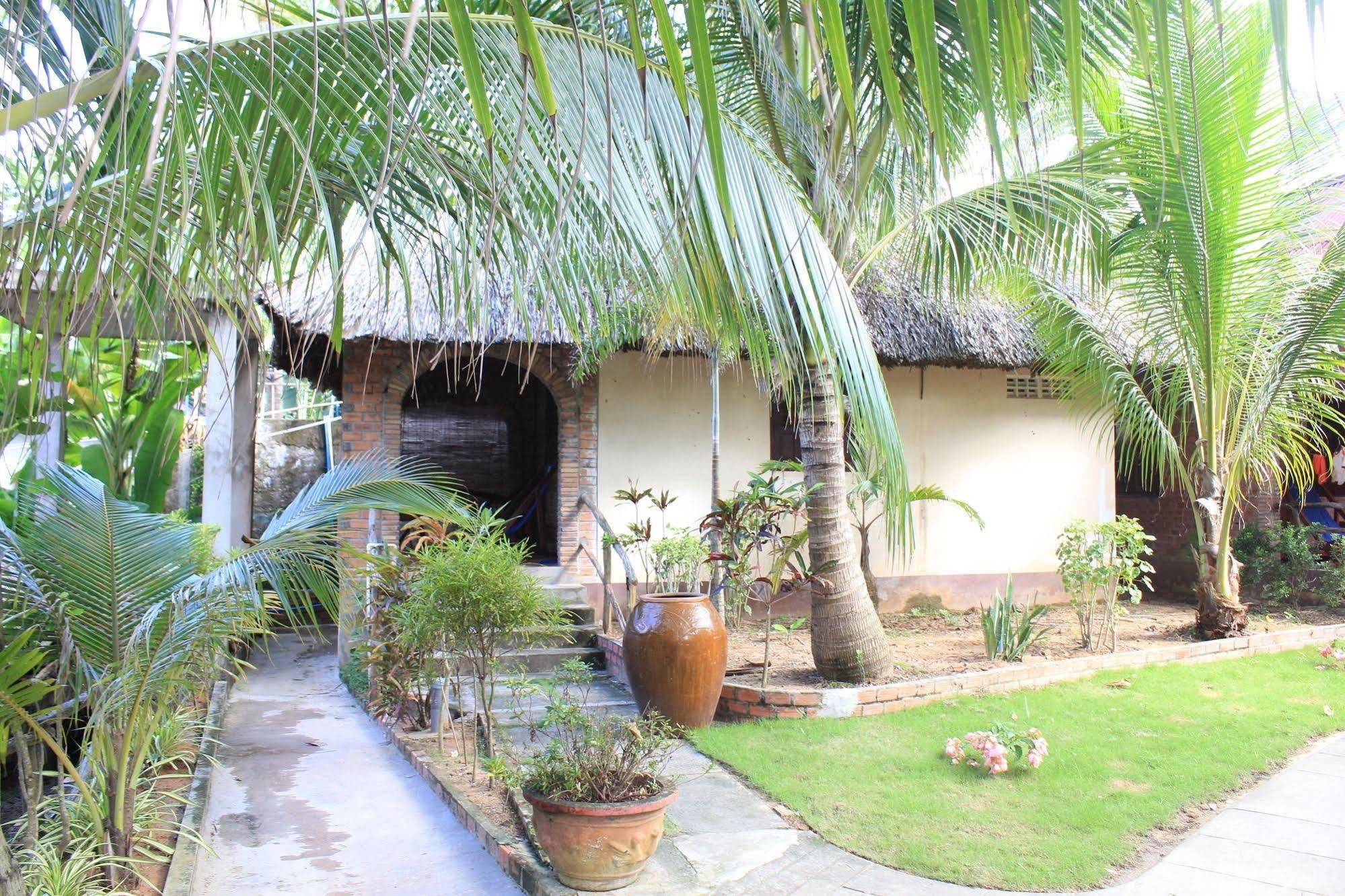 Lien Hiep Thanh Homestay & Beach Bar Phu Quoc Exterior photo